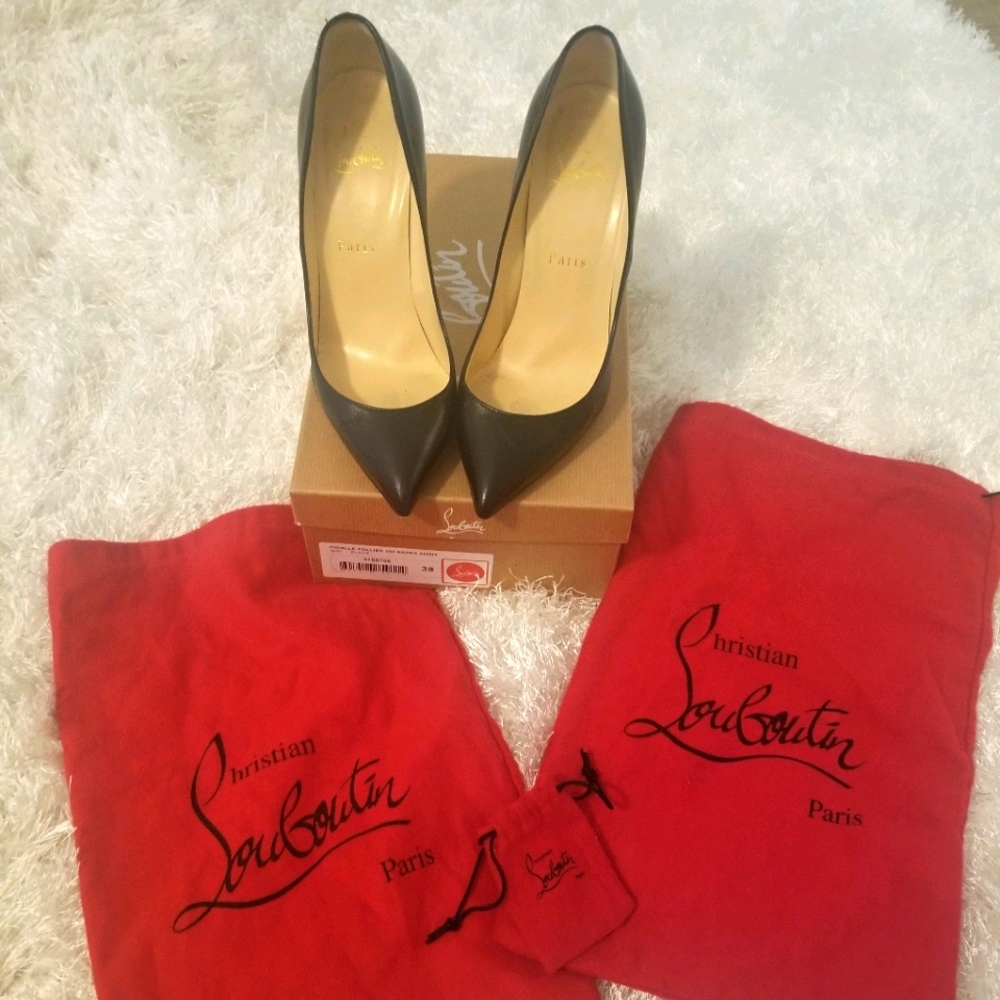 Christian Louboutin size38